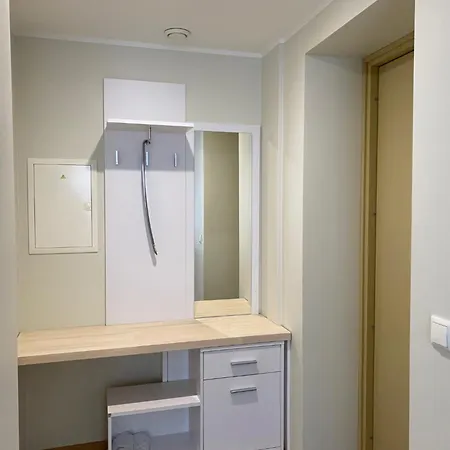 Apartment Hommiku *